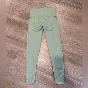 NVGTN Leggings💚